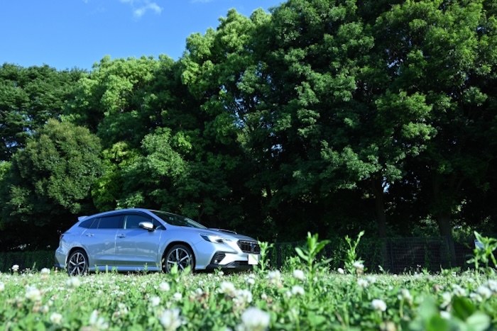 スバル レヴォーグ