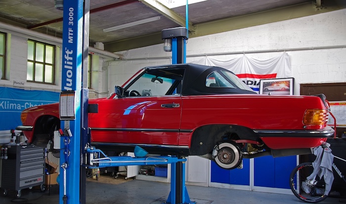 民間整備工場のイメージ